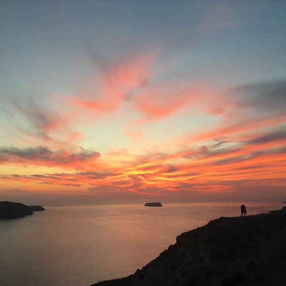 Hi!! Welcome to my closet! - Picture 1 of 1